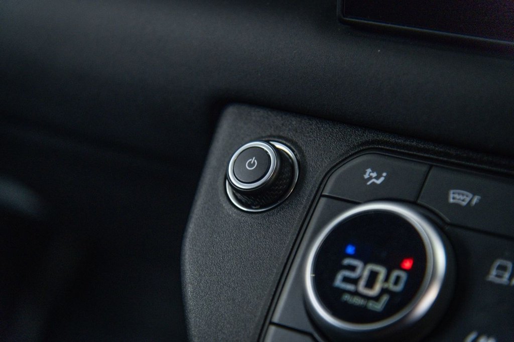 Used Land Rover Defender 2024 for sale - 76535942: Photo 22