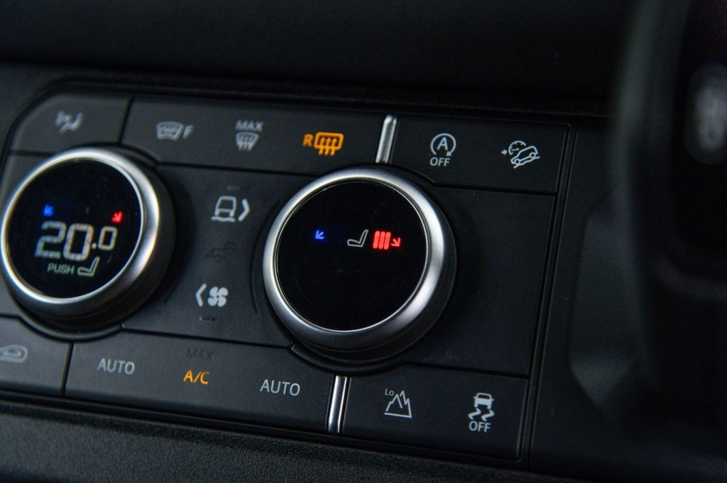 Used Land Rover Defender 2024 for sale - 76535942: Photo 23