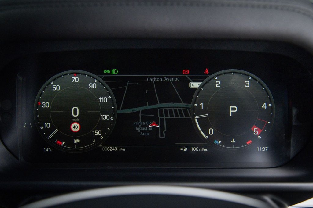 Used Land Rover Defender 2024 for sale - 76535942: Photo 33