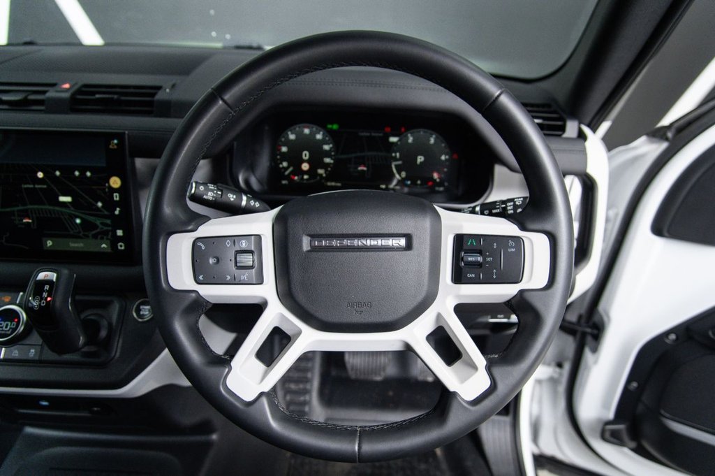 Used Land Rover Defender 2024 for sale - 76535942: Photo 41