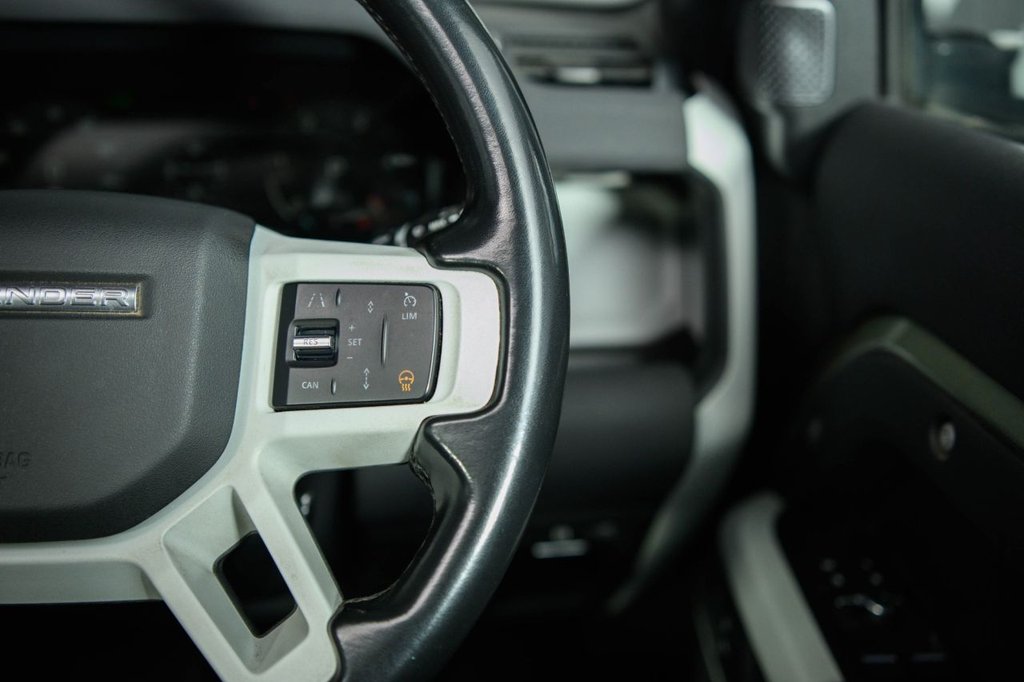 Used Land Rover Defender 2022 for sale - 77328006: Photo 23
