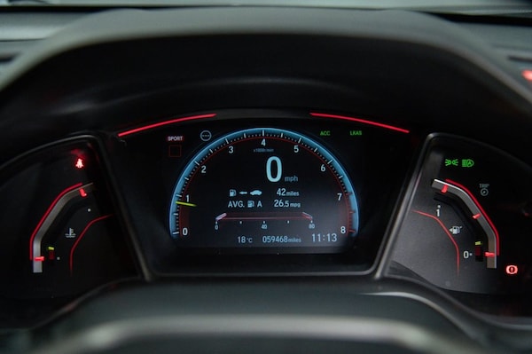 Used Honda Civic 2018 for sale - 76118874: Photo 42