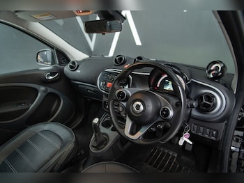 Used smart forfour 2019 for sale - 76019256: Photo