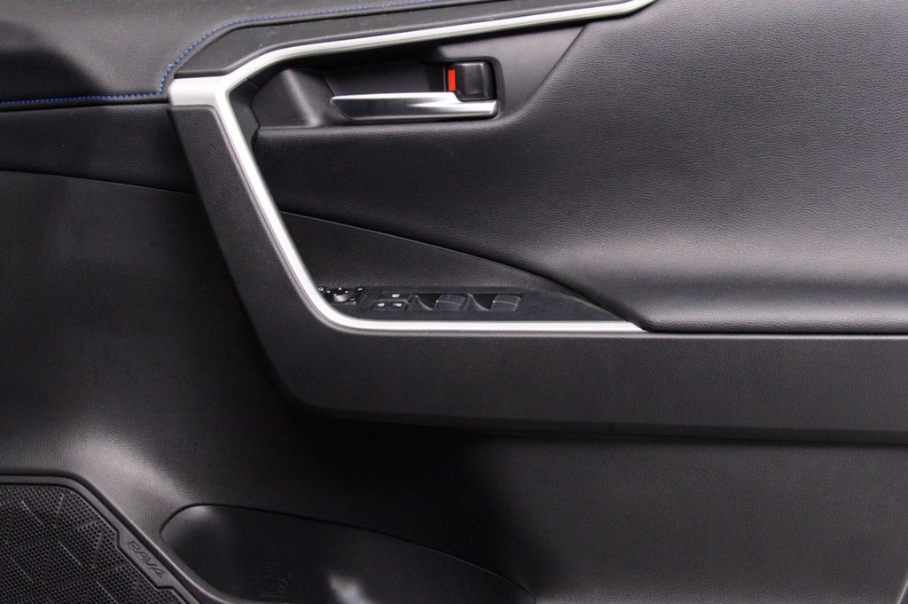 Used Toyota RAV4 2020 for sale - 76740629: Photo 22