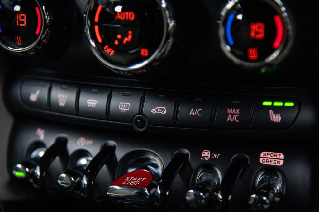 Used MINI Convertible 2021 for sale - 76509694: Photo 24