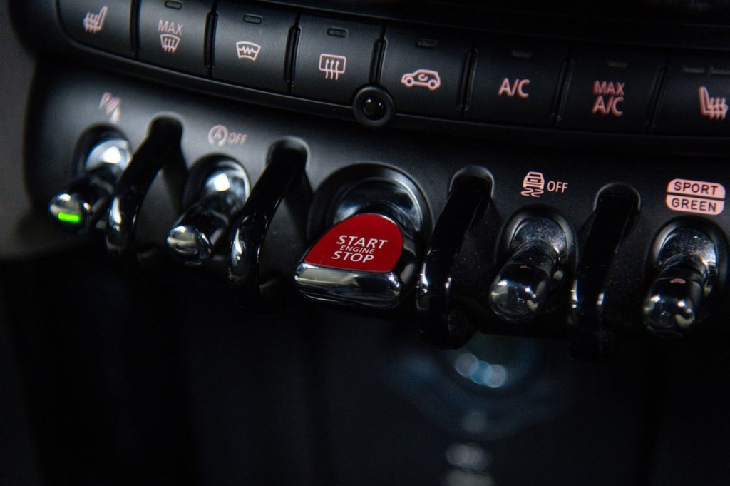 Used MINI Convertible 2021 for sale - 76509694: Photo 26