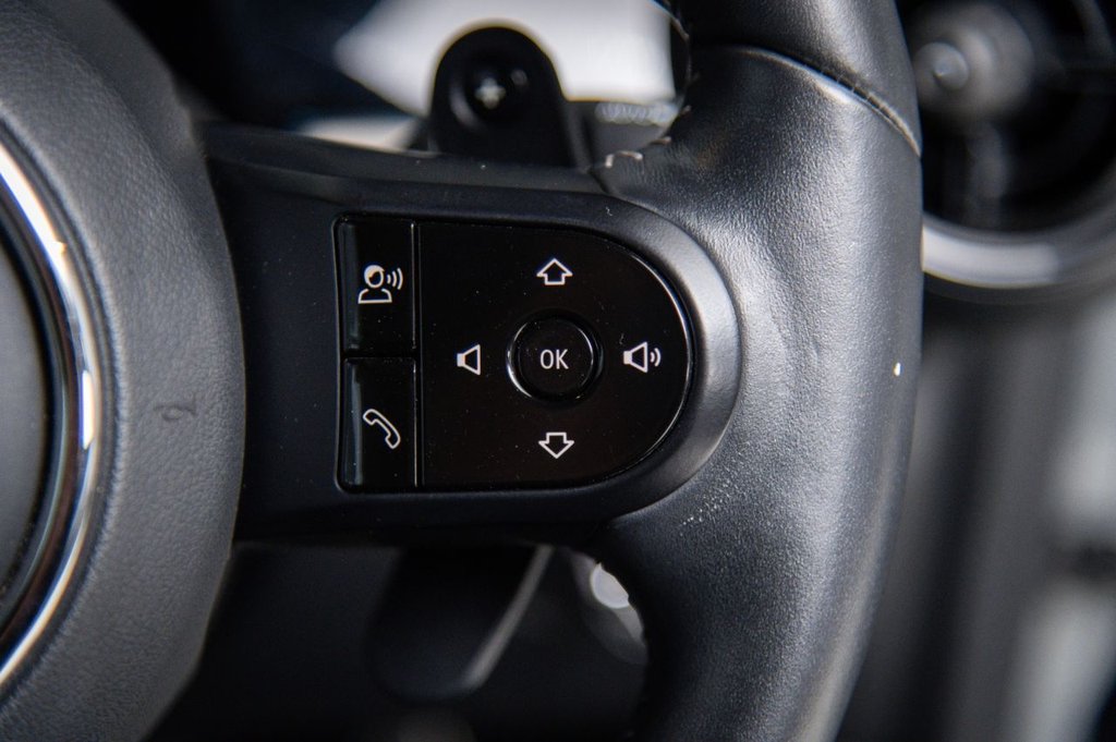 Used MINI Convertible 2021 for sale - 76509694: Photo 32