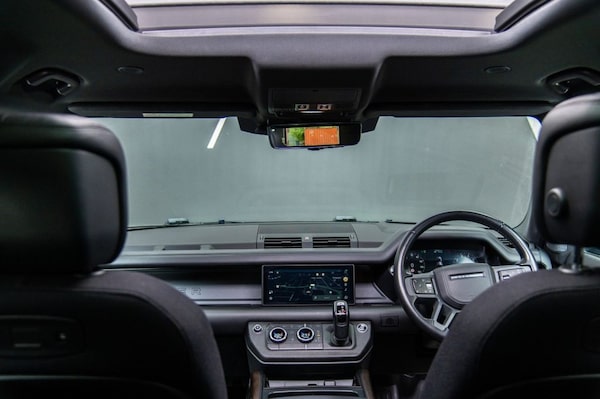 Used Land Rover Defender 2020 for sale - 74773534: Photo 11