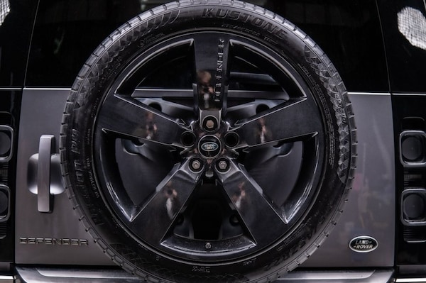 Used Land Rover Defender 2020 for sale - 74773534: Photo 34