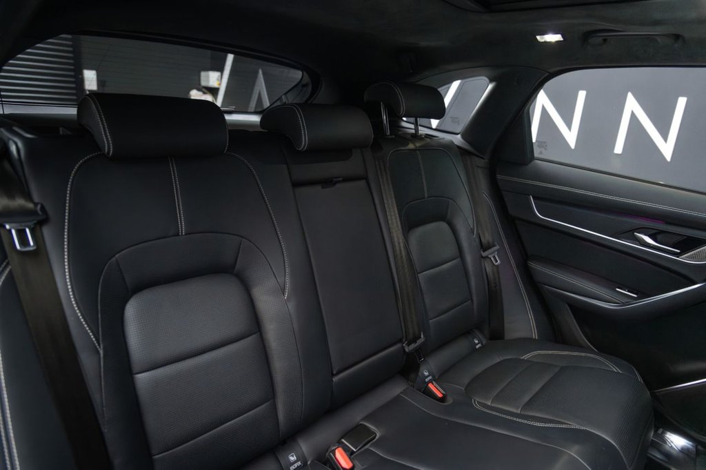 Used Jaguar F-Pace 2022 for sale - 76333615: Photo 15