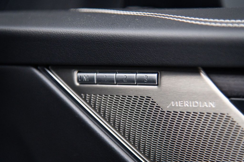 Used Jaguar F-Pace 2022 for sale - 76333615: Photo 40