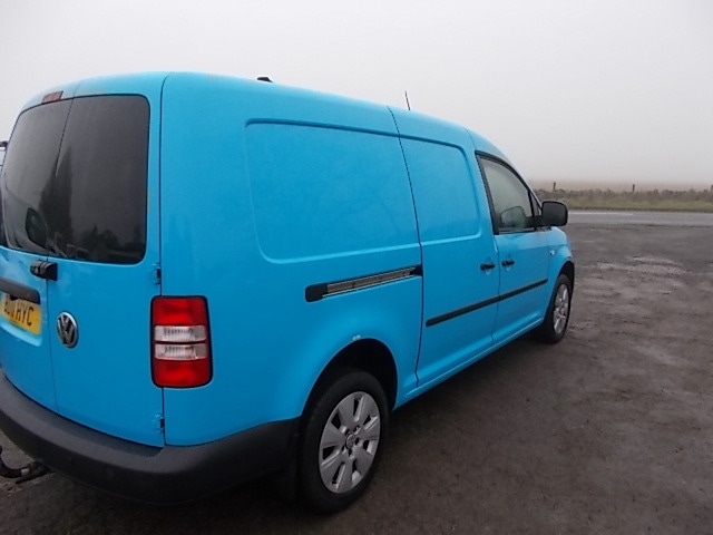 Used Volkswagen Caddy Maxi 2011 for sale - 77223312: Photo 4