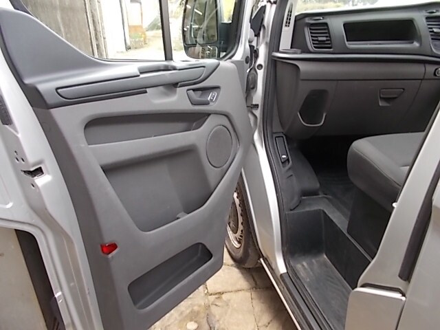 Used Ford Transit Custom 2019 for sale - 77961618: Photo 10