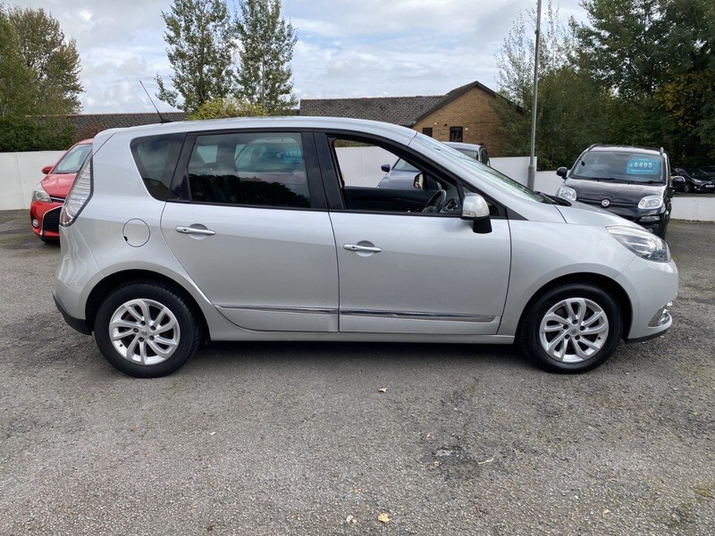 Used Renault Scenic 2016 for sale - 76119467: Photo 4