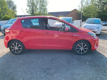 Used Toyota Yaris 2019 for sale - 79222386: Photo