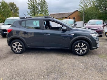 Used Dacia Sandero Stepway 2021 for sale - 79830061: Photo