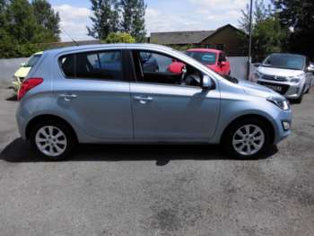 Used Hyundai i20 2014 for sale - 74871236: Photo