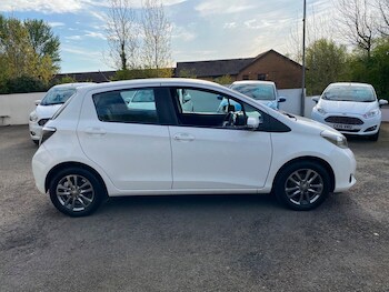 Used Toyota Yaris 2014 for sale - 78273025: Photo