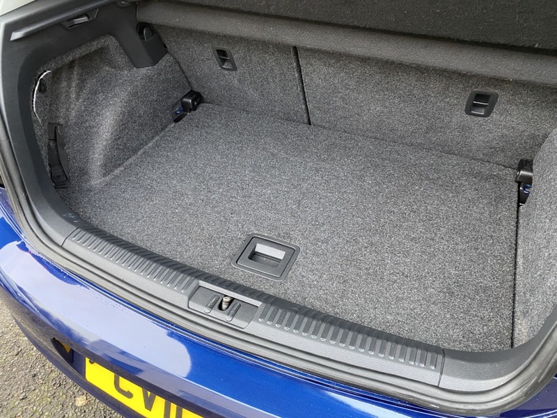 Used Volkswagen Polo 2011 for sale - 76836708: Photo 13