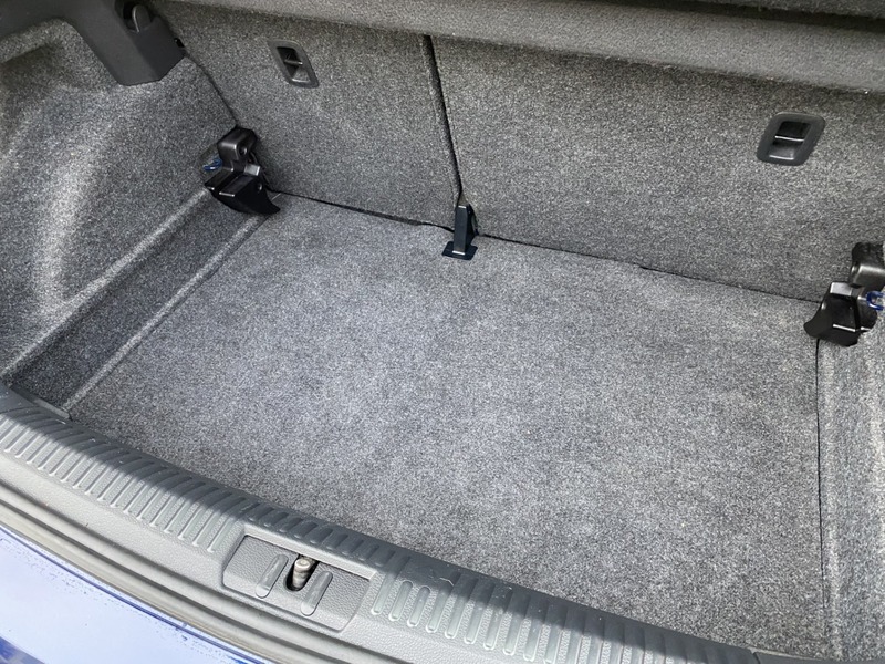 Used Volkswagen Polo 2011 for sale - 76836708: Photo 14