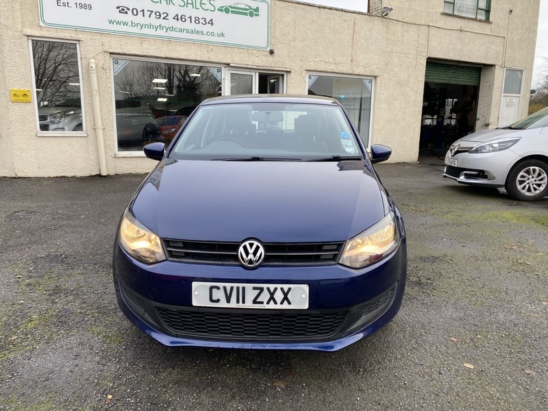 Used Volkswagen Polo 2011 for sale - 76836708: Photo 2