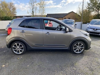 Used Kia Picanto 2020 for sale - 76357143: Photo