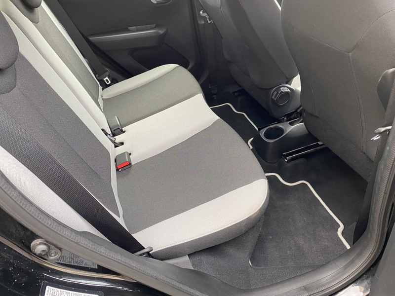 Used Toyota AYGO 2014 for sale - 77609597: Photo 11