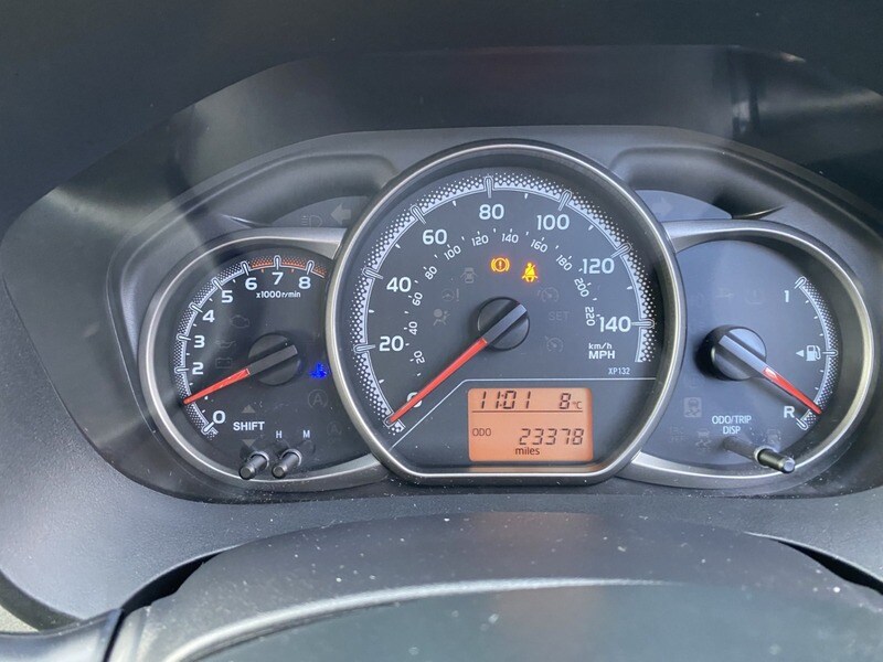 Used Toyota Yaris 2015 for sale - 77342374: Photo 17