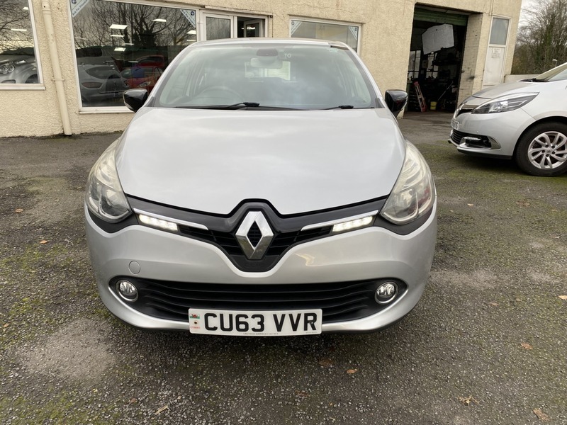 Used Renault Clio 2013 for sale - 76910806: Photo 2
