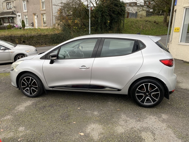 Used Renault Clio 2013 for sale - 76910806: Photo 5
