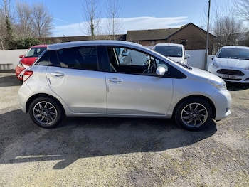 Used Toyota Yaris 2012 for sale - 77850975: Photo