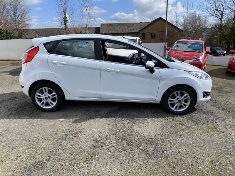 Used Ford Fiesta 2015 for sale - 77547917: Photo 4