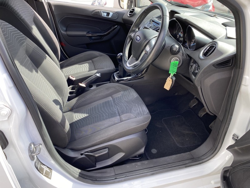 Used Ford Fiesta 2015 for sale - 77547917: Photo 9