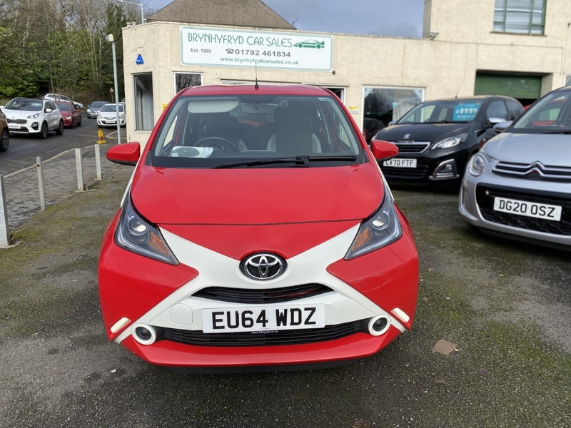 Used Toyota AYGO 2014 for sale - 77370379: Photo 2