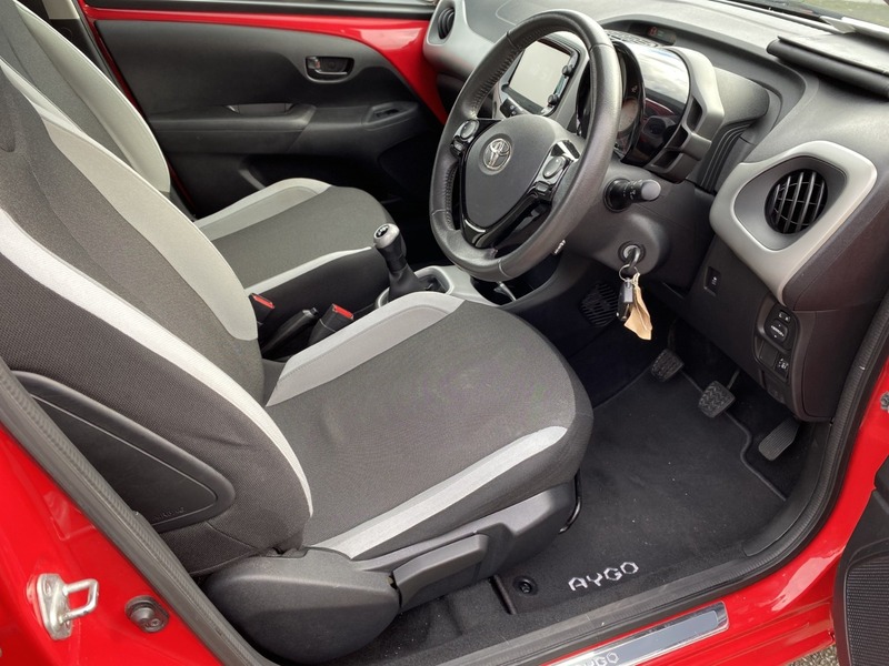 Used Toyota AYGO 2014 for sale - 77370379: Photo 9