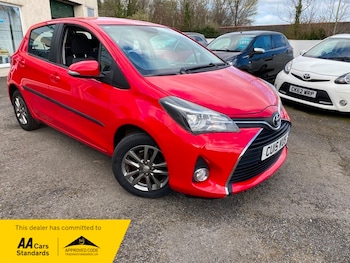 Used Toyota Yaris 2015 for sale - 78031326: Photo