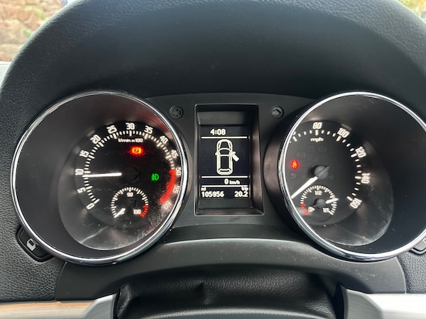 Used Skoda Yeti 2015 for sale - 76298170: Photo 21