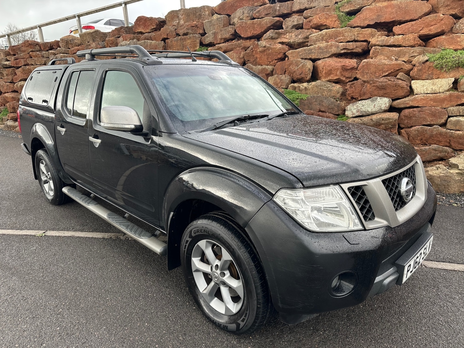 Used Nissan Navara 2013 for sale - 76394955: Photo 2