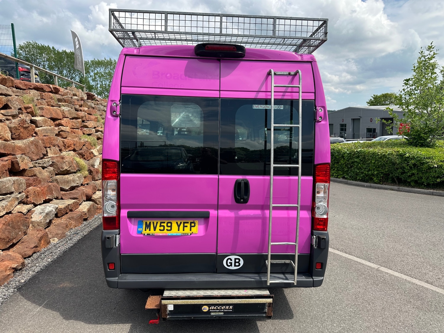 Vehicle 6