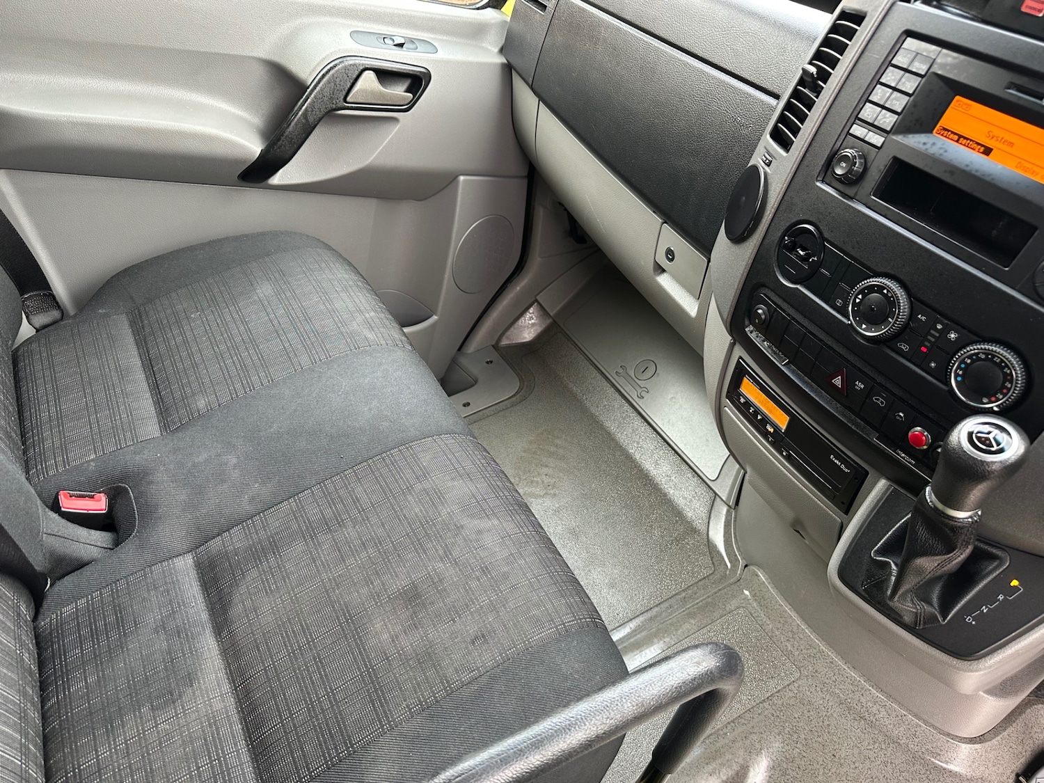 Used Mercedes-Benz Sprinter 2018 for sale - 76362847: Photo 14