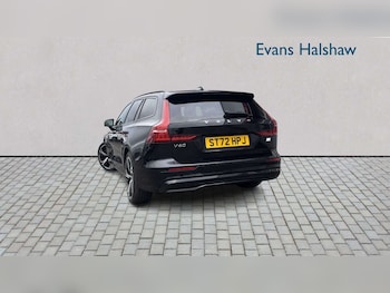 Used Volvo V60 2022 for sale - 79428538: Photo