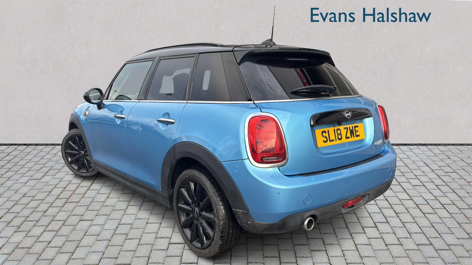 Used MINI Hatch 2018 for sale - 77857694: Photo 2