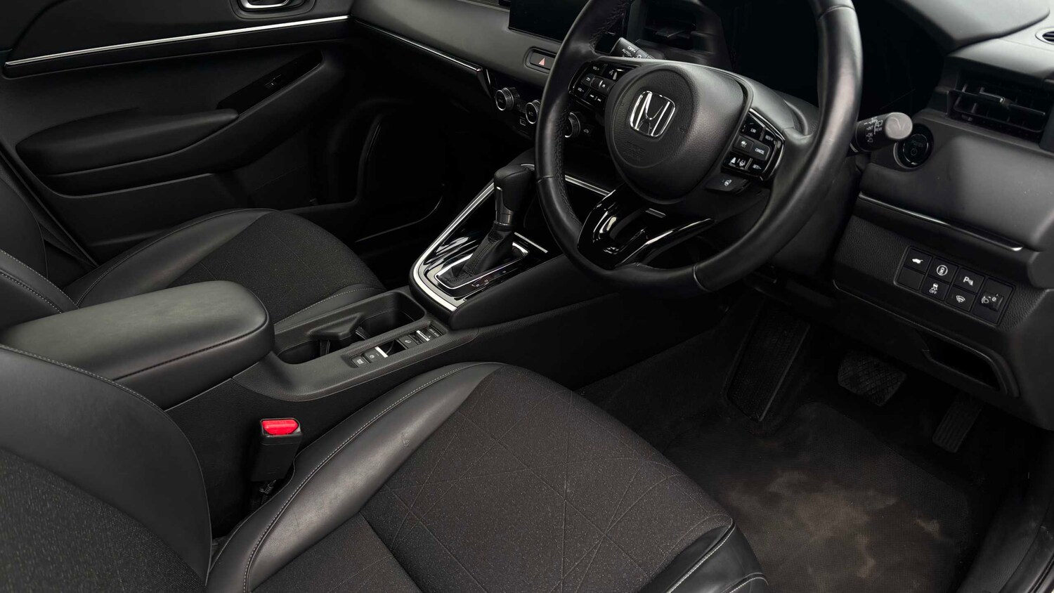 Used Honda HR-V for sale - 77860026: Photo 10