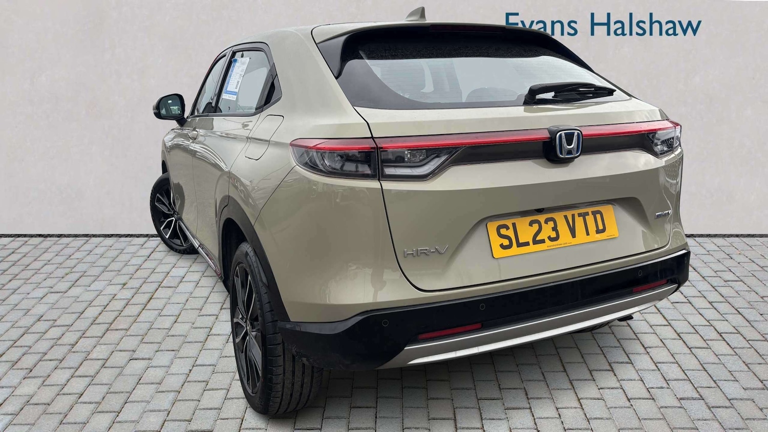 Used Honda HR-V for sale - 77860026: Photo 2