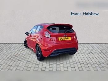 Used Ford Fiesta 2016 for sale - 79364621: Photo