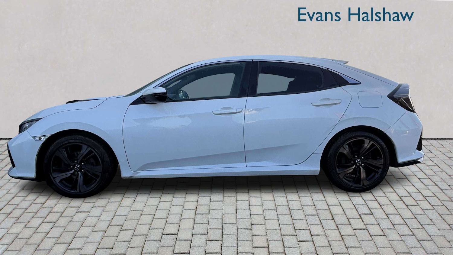 Used Honda Civic 2019 for sale - 78129672: Photo 4