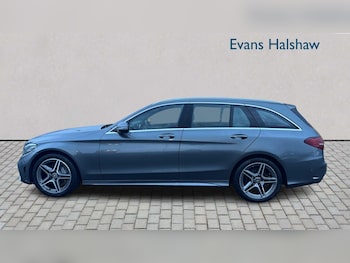 Used Mercedes-Benz C Class 2019 for sale - 77858311: Photo