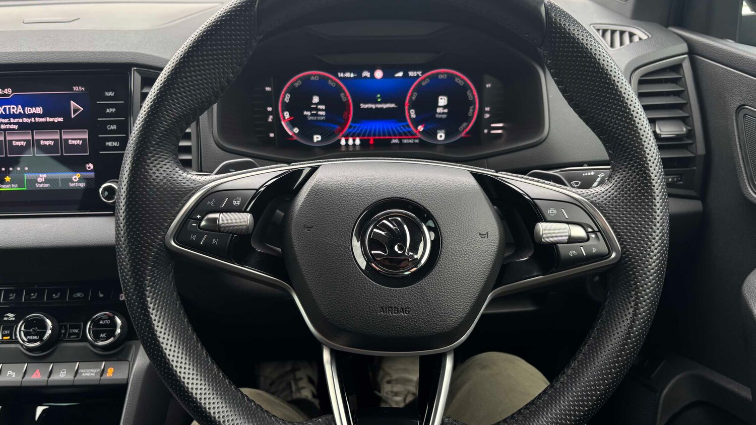 Used Skoda Karoq 2024 for sale - 77942983: Photo 11