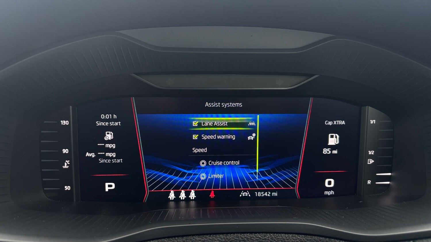 Used Skoda Karoq 2024 for sale - 77942983: Photo 13