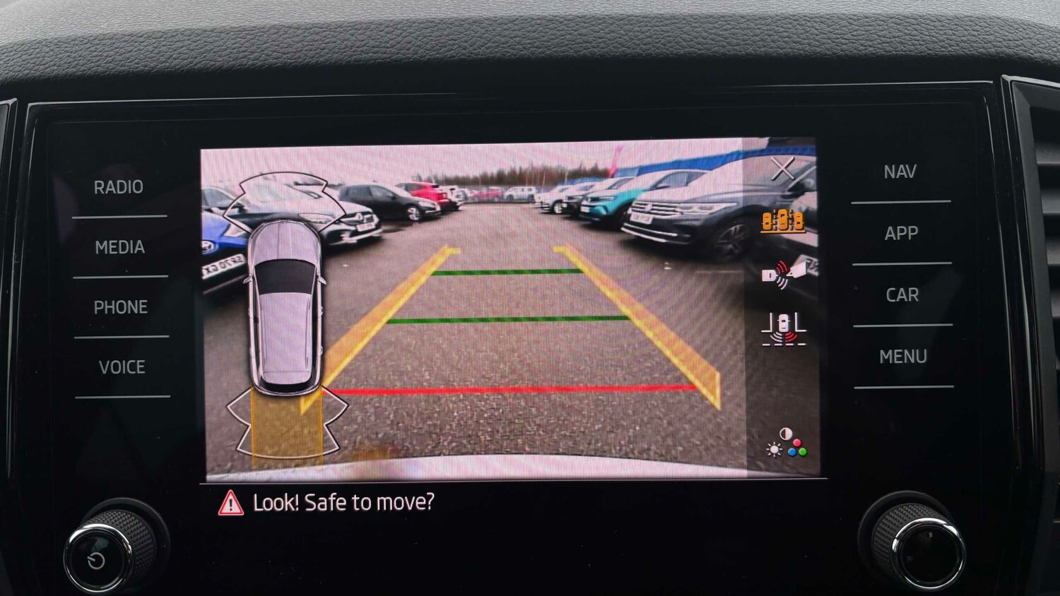 Used Skoda Karoq 2024 for sale - 77942983: Photo 19